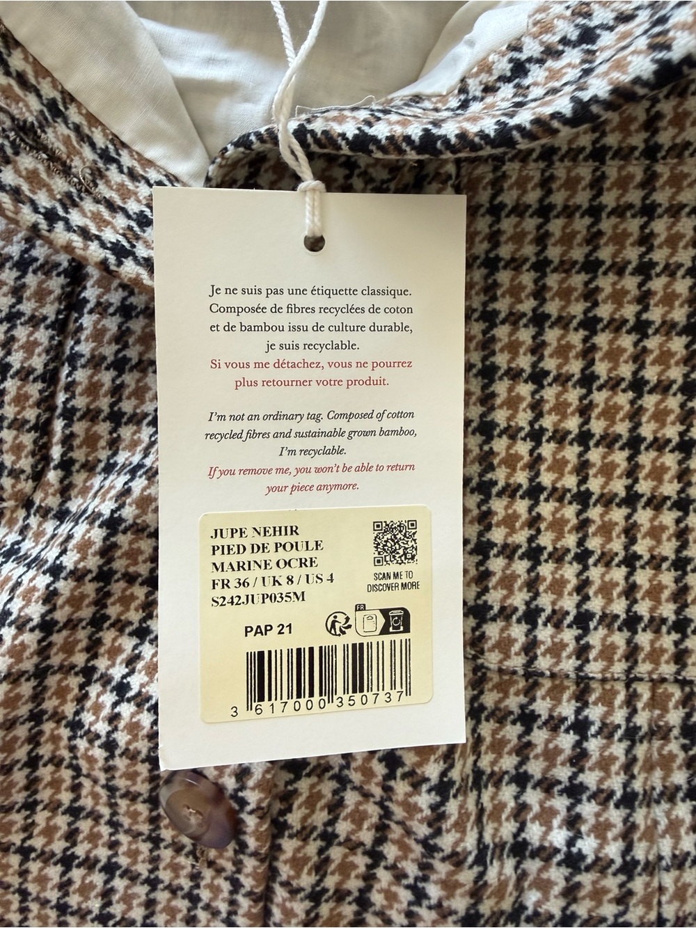 Sezane Nehir Mini Skirt in Navy Ochre Houndstooth - Picture 4 of 12